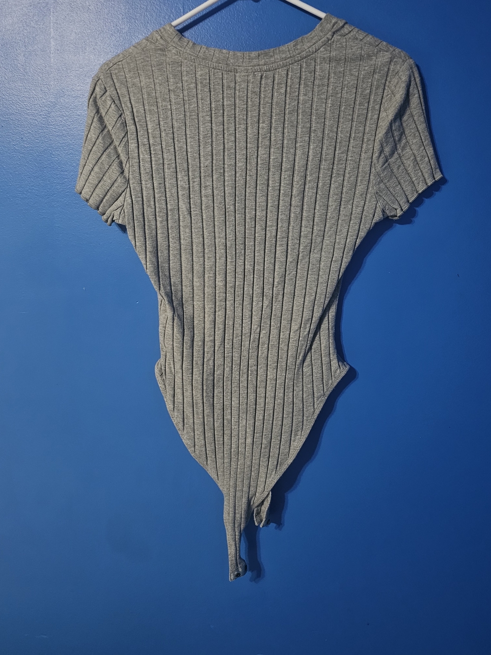 SHEIN Gray Ribbed Short Sleeve Bodysuit